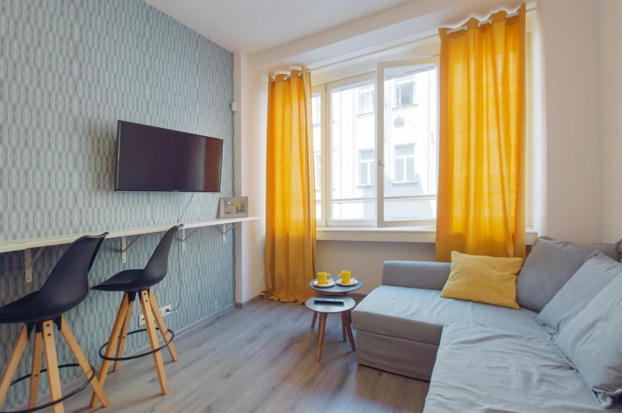 Apartment U Pujcovny 6 Praag Buitenkant foto