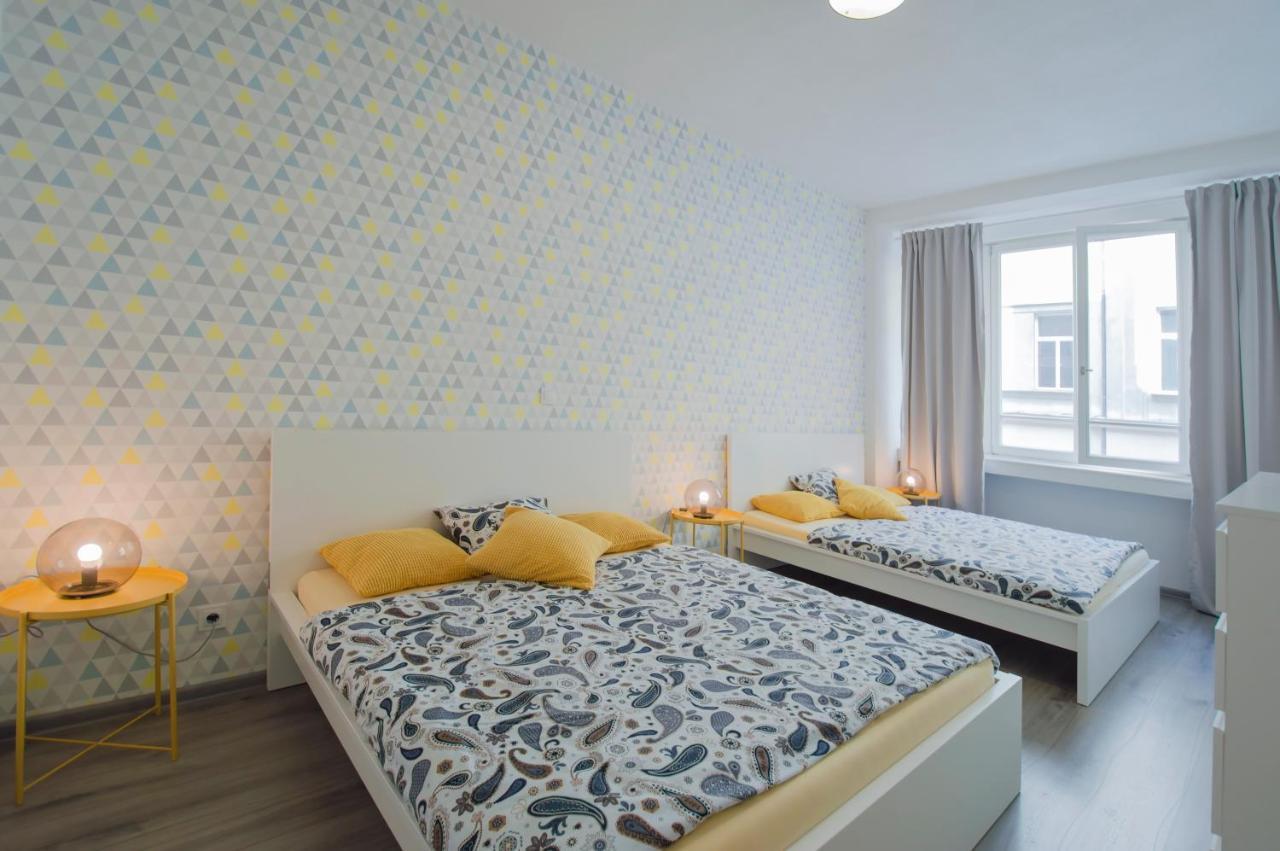 Apartment U Pujcovny 6 Praag Buitenkant foto