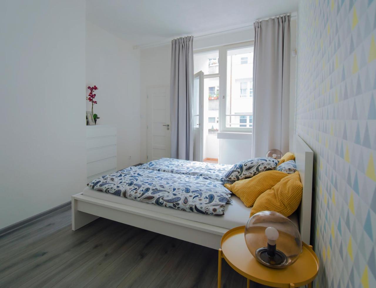 Apartment U Pujcovny 6 Praag Buitenkant foto